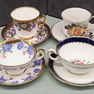 Teacups & Saucers