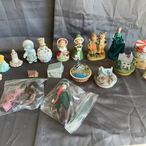 Vintage Ceramic Figurines Miniature Cottages and C