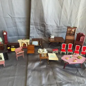 Vintage Petite Princess Fantasy Furniture Dollhous
