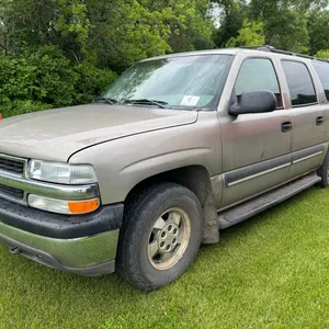 2002 Chevrolet Suburban LS 4x4 SUV