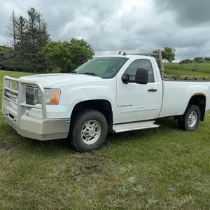 2009 GMC SLE 4X4 REG CAB LONG BOX TRUCK
