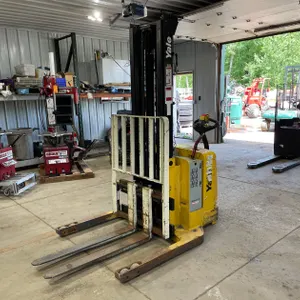 Yale Electric Pallet Stacker