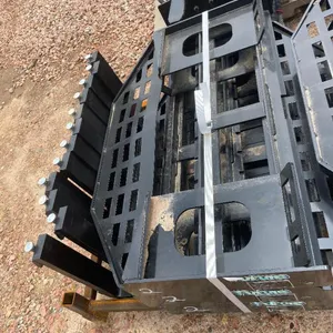 Skidsteer Pallet Forks - Black