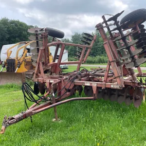 Massey Ferguson 820 Disk