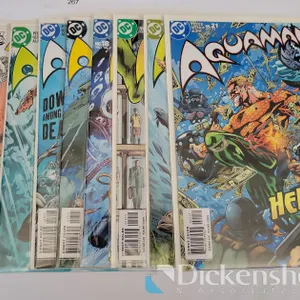 (8) DC AQUAMAN COMIC BOOKS