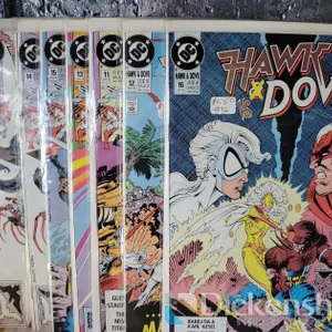 LOT OF (6) DC COMIC BOOKS