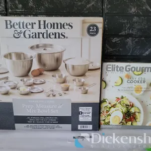 MIXING BOWLS AND EGG COOKER