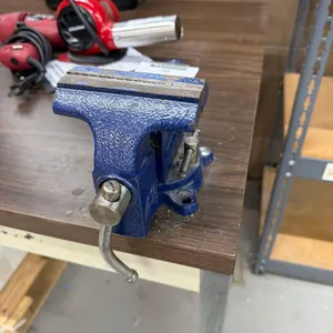 BENCH VICE 4-1/2 INCH