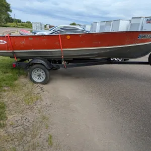 1978 Lund Aluminum 14' Boat with Trailer