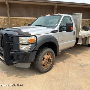 2013 Ford F550 Super Duty dump flatbed truck