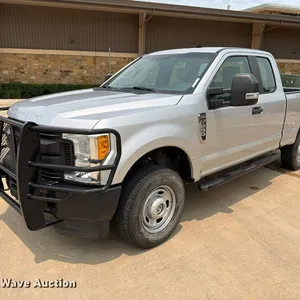 2017 Ford F250 Super Duty Ext. Cab pickup truck