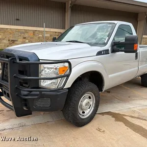 2015 Ford F350 Super Duty pickup truck