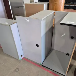 Corner Desk
 UNRESERVED
