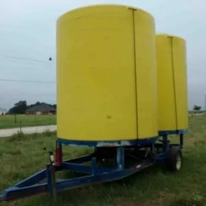 2 Cone 2500 Gal Fertilizer Tanks On Trailer