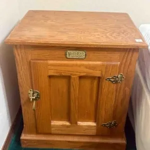 Vintage - Oak White Clad Ice Box - Nightstand
