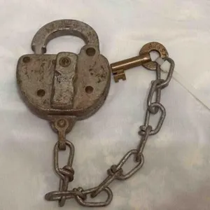 Vintage - AT&SF Railroad Lock &Key