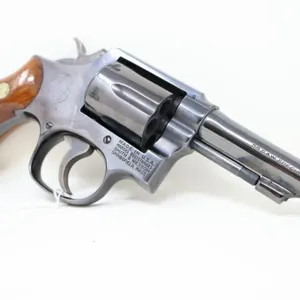 Smith & Wesson revolver