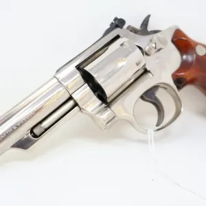 Smith & Wesson revolver