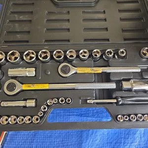 Complete wrench set