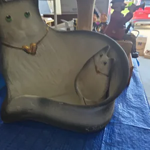 2 pieces of cat pottery, K. Sherman