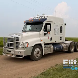 2011 Freightliner 4900 T/A Sleeper Truck Tractor.