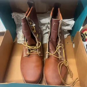 LAKE OF THE WOODS WORK BOOTS-(SZ 12) NEW