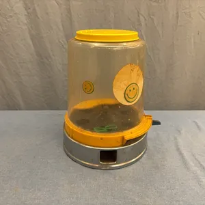 Gumball machine