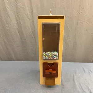 Versavend candy dispenser