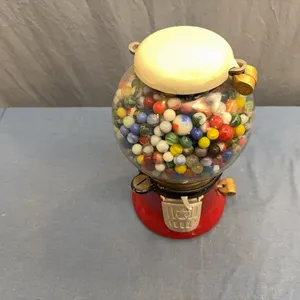 Gumball machine