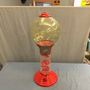 Plastic gumball machine