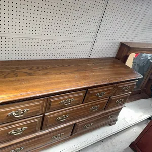 Dresser w/ mirror
