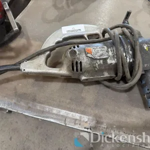 BLACK & DECKER NIBBLER