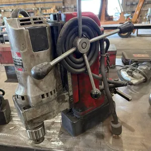 MILWAUKEE MAGNETIC DRILL