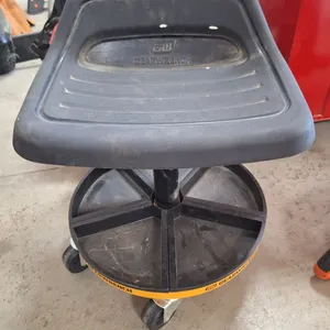 Gear Wrench Mechanics Stool