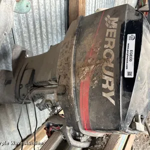 2002 Mercury outboard boat motor