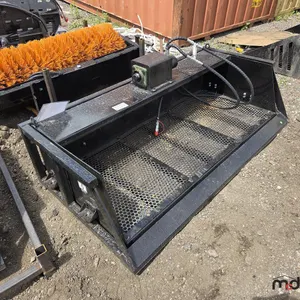 2026 GIYI Skid Steer Vibrating Bucket
 UNRESERVED