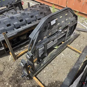 2026 GIYI Skid Steer Side Shift Fork
 UNRESERVED