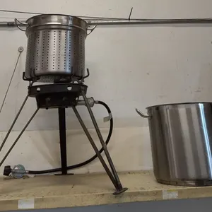 Stainless Steel Propane Boil Pot / Turkey Fryer Set With Strainer and Stand