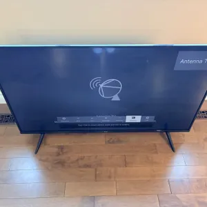 TCL 50" TV