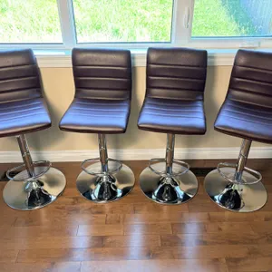 Swivel Bar Stools