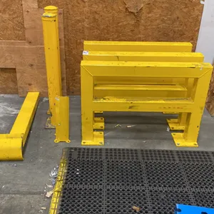 GROUP OF (7) ASSORTED METAL SAFETY BARRIERS (YELLOW) AND (2)