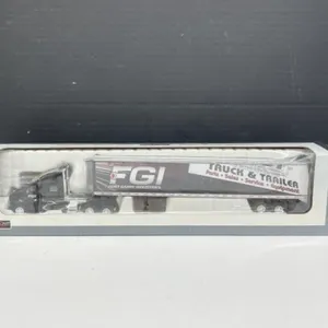 Die-cast 1:64 Scale Transport Truck
