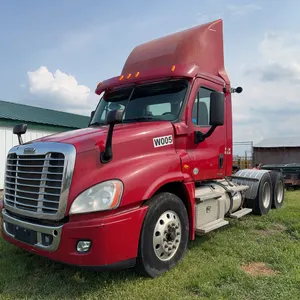 2012 Freightliner Cascadia Semi Truck *Unreserved*