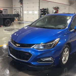 2017  Chevrolet  Cruze  LT Auto