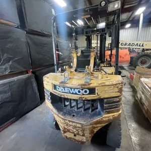 Daewoo LP Pneumatic Forklift (G)