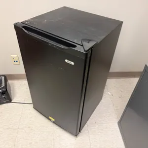HAIER MINI FRIDGE