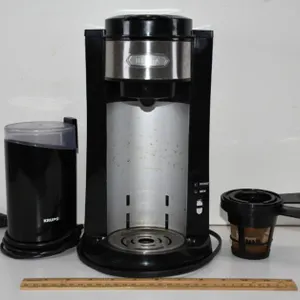 Bella Single Serve Coffee Maker And Coffee Grinder