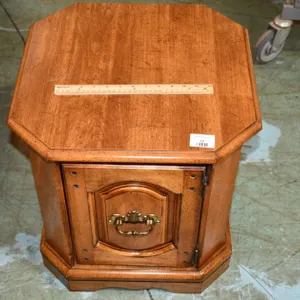 Side Table Measures 19.5 x 20.5