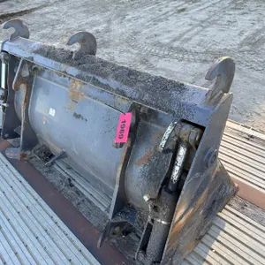 CNH  Approx 82" 4 In 1 Loader Bucket