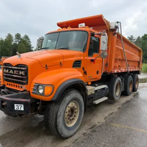2003 Mack 713V Granite Tri Axle Dump Truck